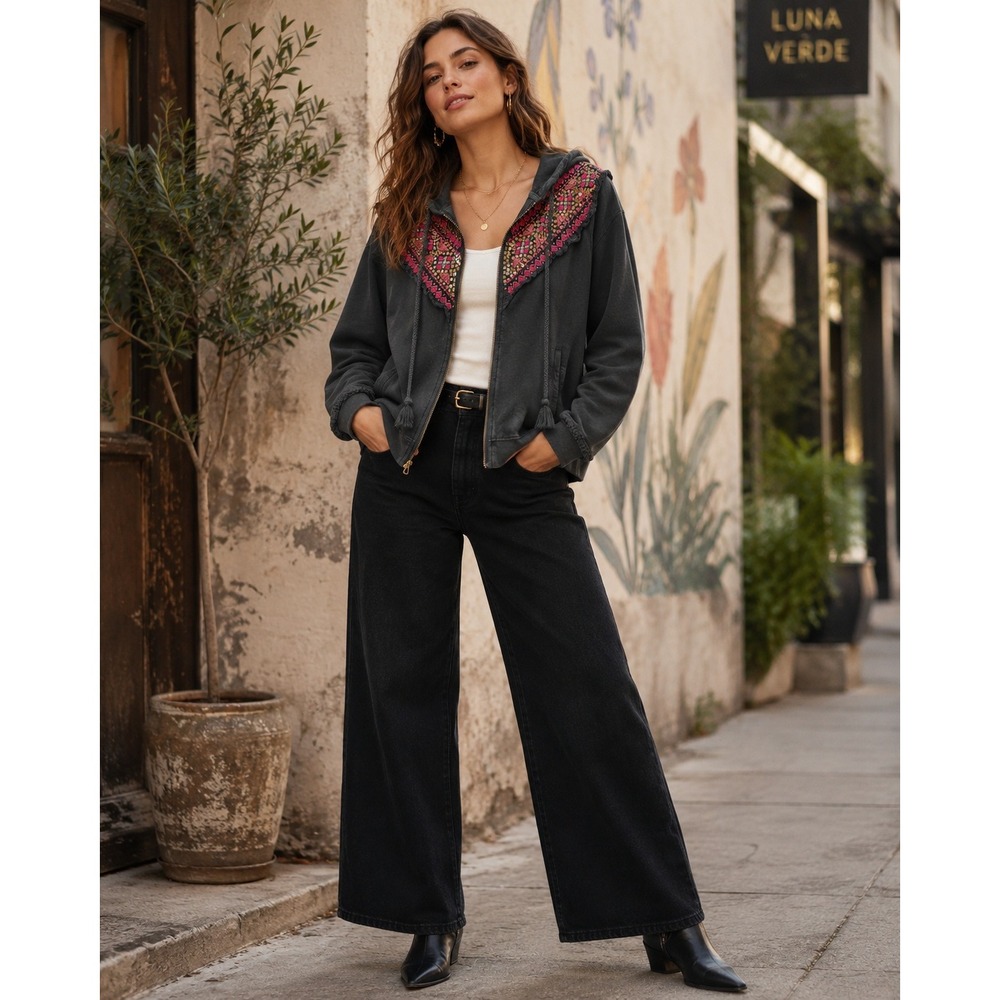 Anthropologie Akemi + Kin Hoodie Women Small Black Good Embroidered Boho Zip Up